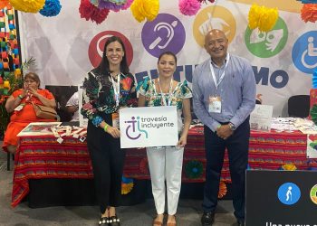 Regidora Anahí Mendoza promueve a Tulum en el Tianguis Turístico