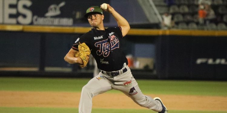 Tercer triunfo en fila para los felinos
