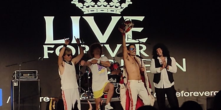 Cancún vive noche mágica con Queen y Dwigth Blake