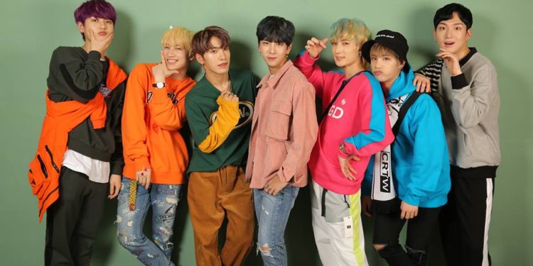 El grupo K-Pop MustB llegó a Mérida para dar un concierto en el Palacio de la Música