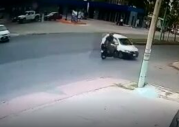 Captan accidente entre motociclista y taxista en Chetumal