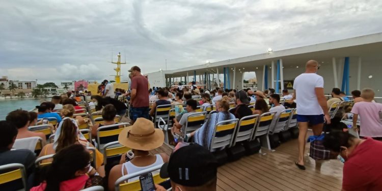 Terminales marítimas administradas por APIQROO movieron más de 615 mil pasajeros durante Semana Santa