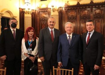 AMLO y gobernadores de Tabasco, Campeche y Chiapas inician gira por Guatemala