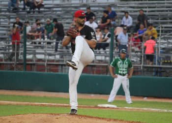 Piratas empata serie con sólido pitcheo de Elián Leyva