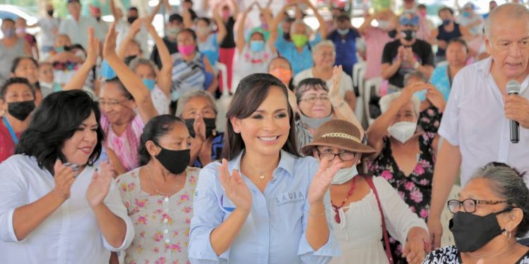 Laura Fernández anuncia creación del instituto de atención al adulto mayor