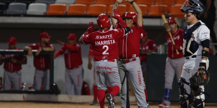 El Águila vuela en Cancún y asegura la serie