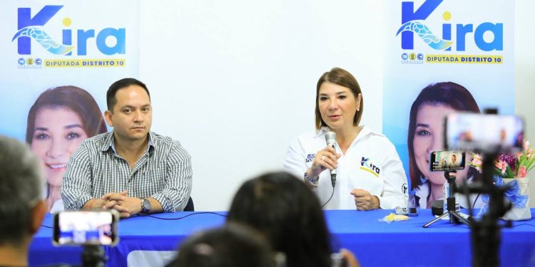 Kira Iris hace el llamado al voto útil en Solidaridad