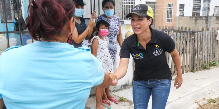 Regresar servicios de salud a la ciudadanía es una prioridad: Iris Mora