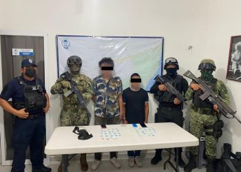 Detienen a presuntos narcomenudistas que se liaban a golpes en Tulum