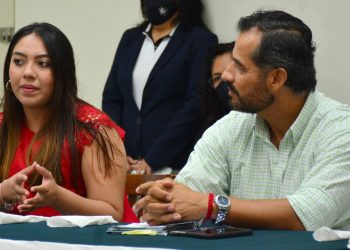 Firman convenio IMJUVE  y Unicaribe en beneficio de sus estudiantes