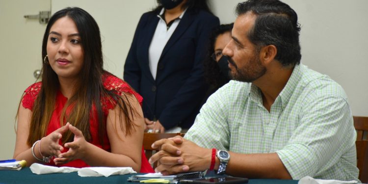 Firman convenio IMJUVE  y Unicaribe en beneficio de sus estudiantes