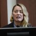 Amber Heard llora al testificar contra Johnny Depp