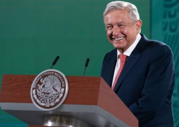 AMLO acusa a la OEA de tener organismos «Peleles»