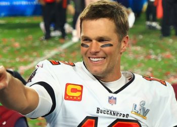 Tom Brady se convertirá en el  analista principal de Fox Sports cuando se retire de la NFL