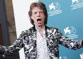 Mick Jagger, integrante de los Rolling Stones cancela concierto tras dar positivo por Covid