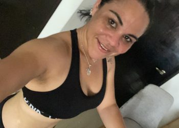 Reyna Durán, la diputada que traicionó a López Obrador quiere regresar a MORENA