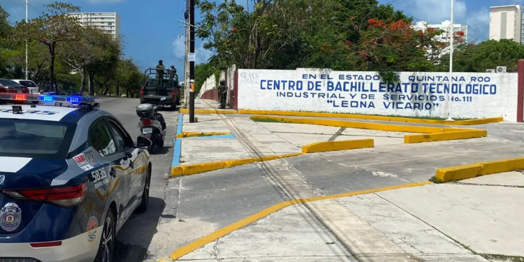 Elementos de seguridad resguardaron el CBTIS 111 tras amenaza de balacera