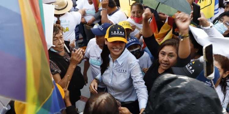 Nada nos detiene por lograr un mejor Q.Roo: Laura Fernández