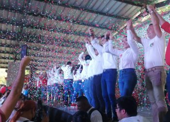 Los amigos se ven en la enfermedad, la cárcel… Y también en las campañas