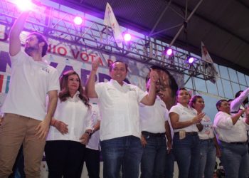 Impactante cierre de campaña de Nivardo Mena