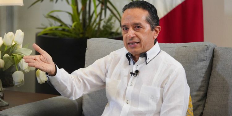 No hay huracán en Quintana Roo, sino el inicio de una depresión tropical: Carlos Joaquín