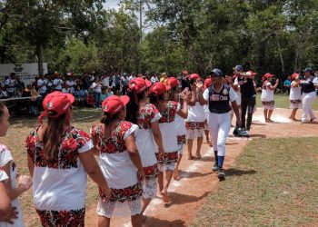 Sufrida victoria de las elegidas de Punta Cana sobre las Diablillas de Hondzonot