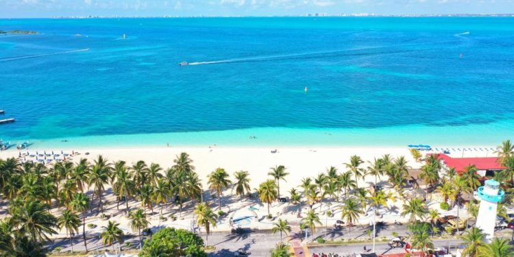 Playas de Isla Mujeres recuperarán la certificación Blue Flag
