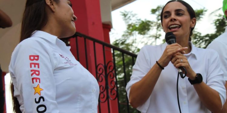 Ana Paty Peralta desarrolló trabajo a favor de la niñez