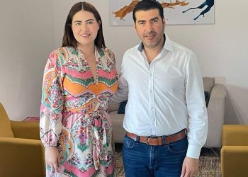Diputada Federal Anahí González se reúne con representantes del sector náutico