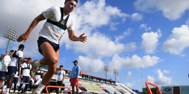 ¡Llegó la hora del debut de Cancún FC!