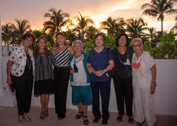 Estudio Vivaldi presentó un concierto a beneficio del club de los años dorados en el Hotel Sunset Royal