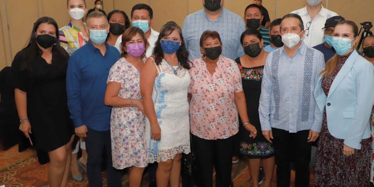 El Ayuntamiento de Isla Mujeres firma convenio de colaboración con el ISSSTE y el Gobierno del Estado