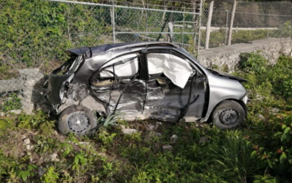 Accidente vehicular termina con ocho lesionados en tramo carretero Tulum-Cobá