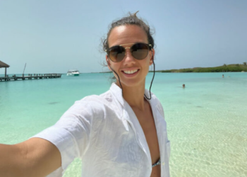 Captan de vacaciones en Cancún a la portera chilena Christiane Endler