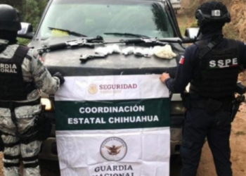 Aseguran a César Iván «N» por posesión de drogas y armas en Chihuahua
