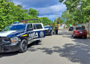 Atropellan al dueño de una joyería en Cozumel