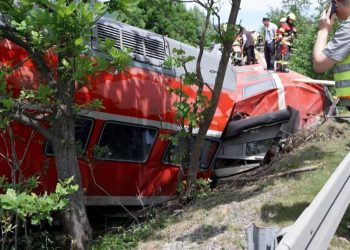 Al menos cuatro personas murieron en un accidente de tren en Alemania