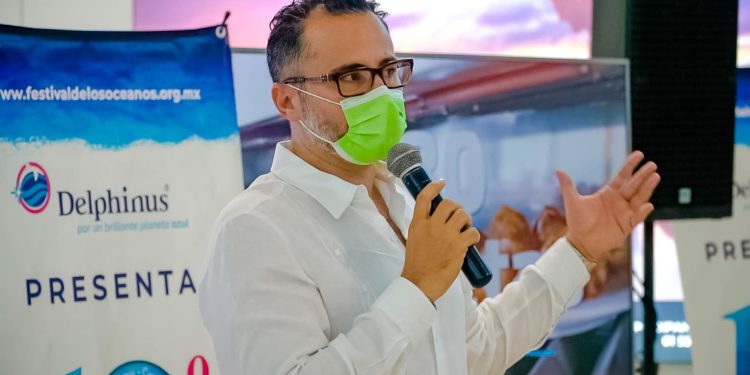 Celebra aeropuerto internacional de Cancún al #Festoceanos con exposición conmemorativa por su décima edición