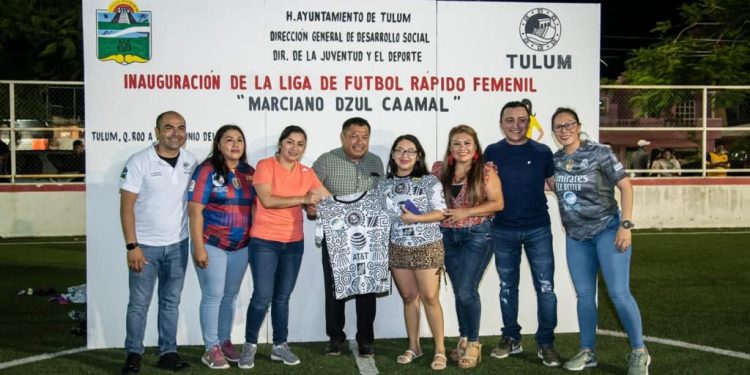 Inauguran en Tulum la Liga de Fútbol Rápido Femenil