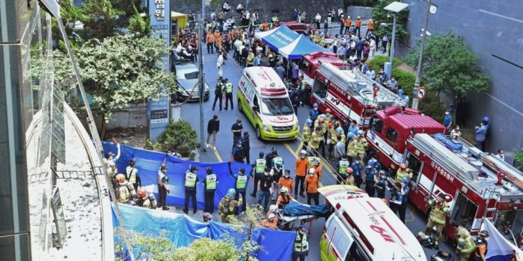 Siniestro causa al menos 49 personas heridas y siete muertos en Corea del Sur