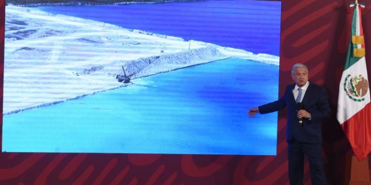 AMLO demandará a Calica por daño ambiental