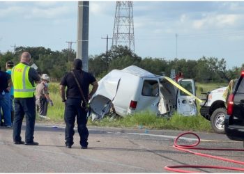Mueren migrantes en un accidente en la carretera de Texas