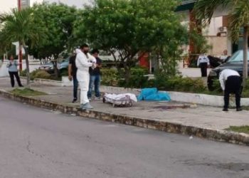 Motociclista pierde la vida tras chocar en el estacionamiento de la Plaza Hong Kong de Cancún