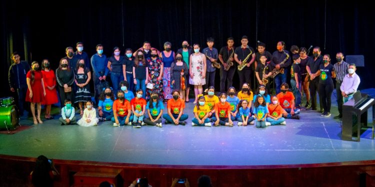 La Escuela Estatal de Música presentó su clausura de curso escolar