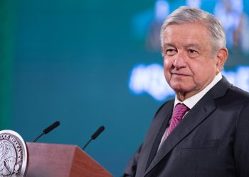 AMLO anuncia fecha del banderazo para las obras del Puente Nichupté y Bulevar Colosio