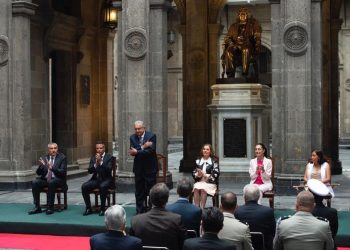 Presidente de la República reinaugura Recinto de Homenaje a Don Benito Juárez