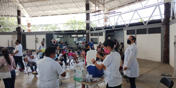 Participa IMSS Quintana Roo en jornada de vacunación contra Covid-19 para niñas y niños de 5 a 11 años