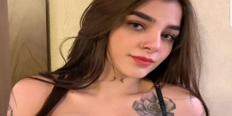 Karely Ruiz modelo de “OnlyFans” habría perdido su cuenta de TikTok