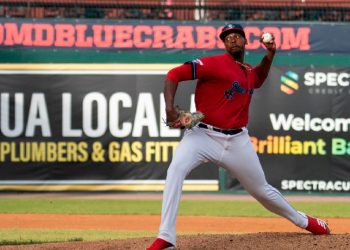 Tigres refuerza su pitcheo
