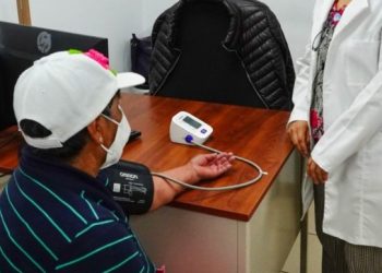 AMLO reitera la llegada de médicos cubanos ante las carencias del sistema de salud